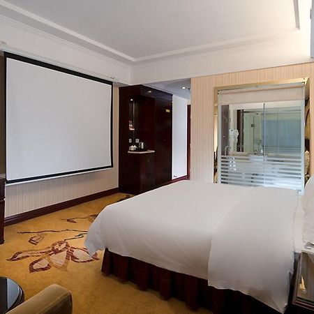 Vienna Hotel Dongguan Chang'An Mid Zhen'An Road Exterior photo