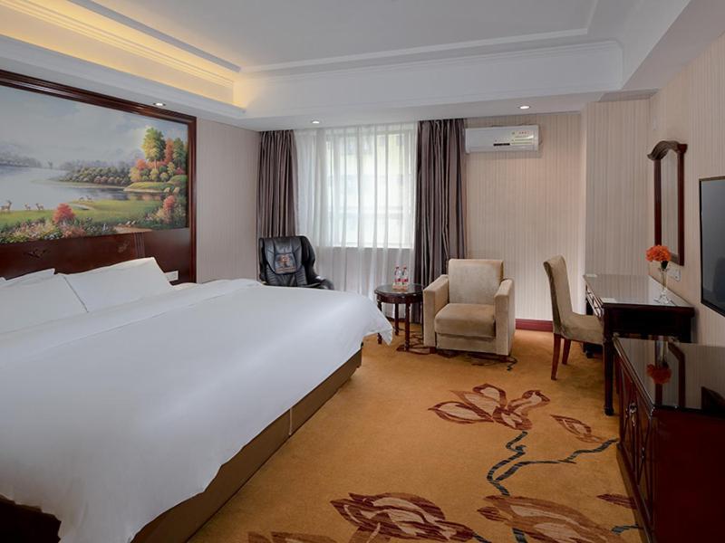 Vienna Hotel Dongguan Chang'An Mid Zhen'An Road Exterior photo